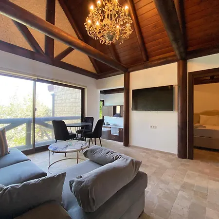 Vakantiehuis Charming 1br Stone House With View *